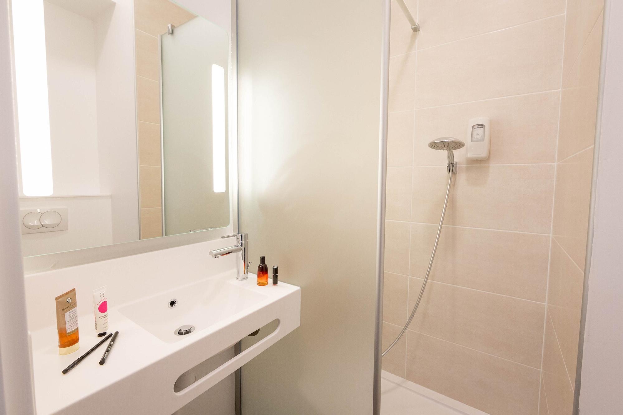 B&B Hotel Sainte-Maxime Golfe De Saint Tropez 外观 照片